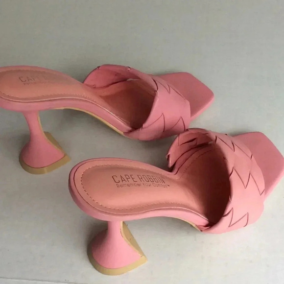 Cape Ribbon Pink SlipOn Sandals - Picture 3 of 8